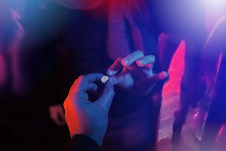 Molly vs. Ecstasy: What’s the Difference?